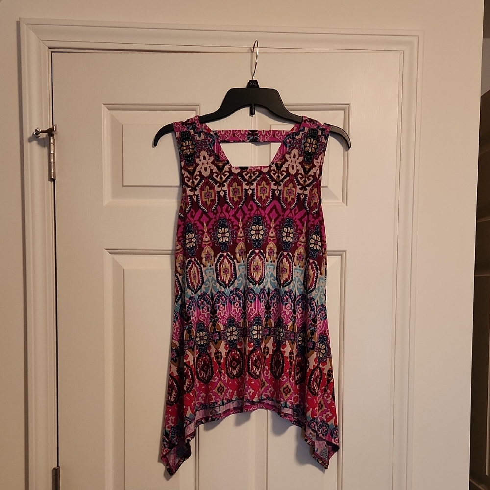 Tank top size small